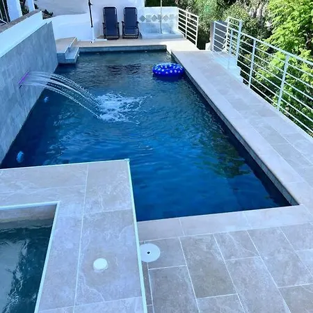 Apartman B View Of Swimming Pool, Jacuzzi, Possibility Heating In Extra, Sea And Mountain *