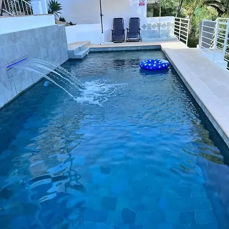 Apartman B View Of Swimming Pool, Jacuzzi, Possibility Heating In Extra, Sea And Mountain *