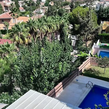 B View Of Swimming Pool, Jacuzzi, Possibility Heating In Extra, Sea And Mountain Appartamento