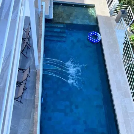 B View Of Swimming Pool, Jacuzzi, Possibility Heating In Extra, Sea And Mountain *